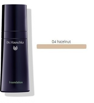 Dr Hauschka Foundation - 04 Hazelnut